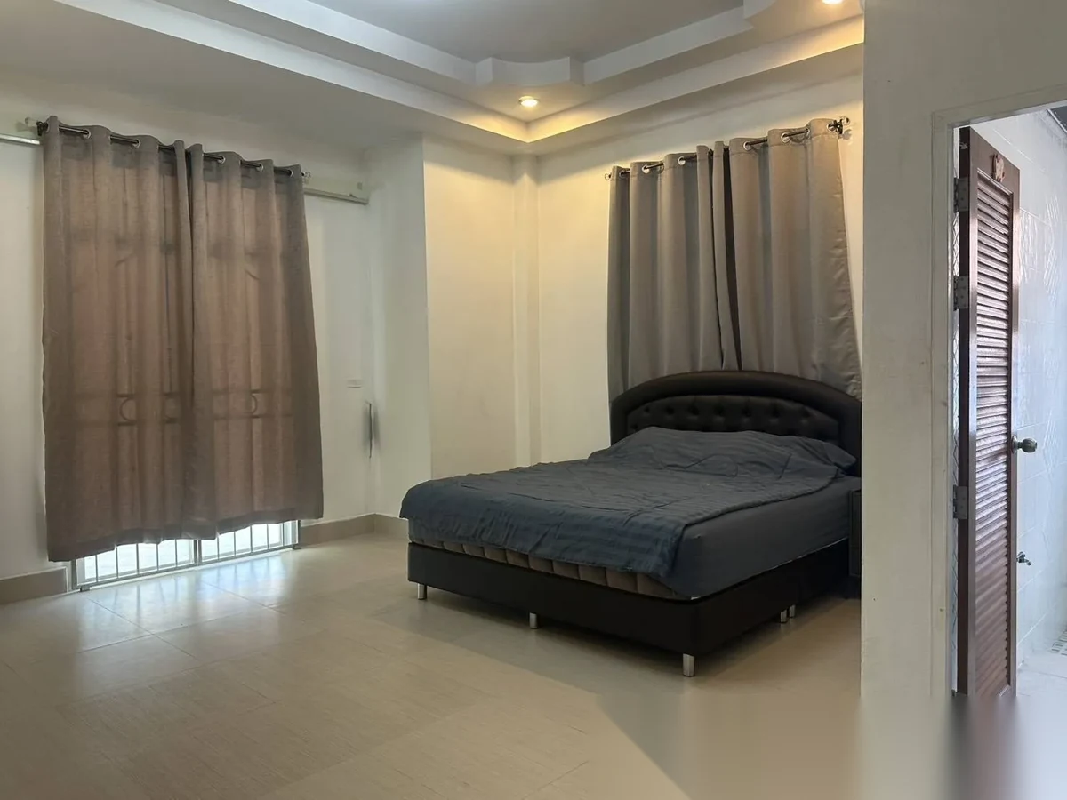 3 Bedroom Villa for sale at The Valley Kathu complex · Kathu · Pool View — photo 8