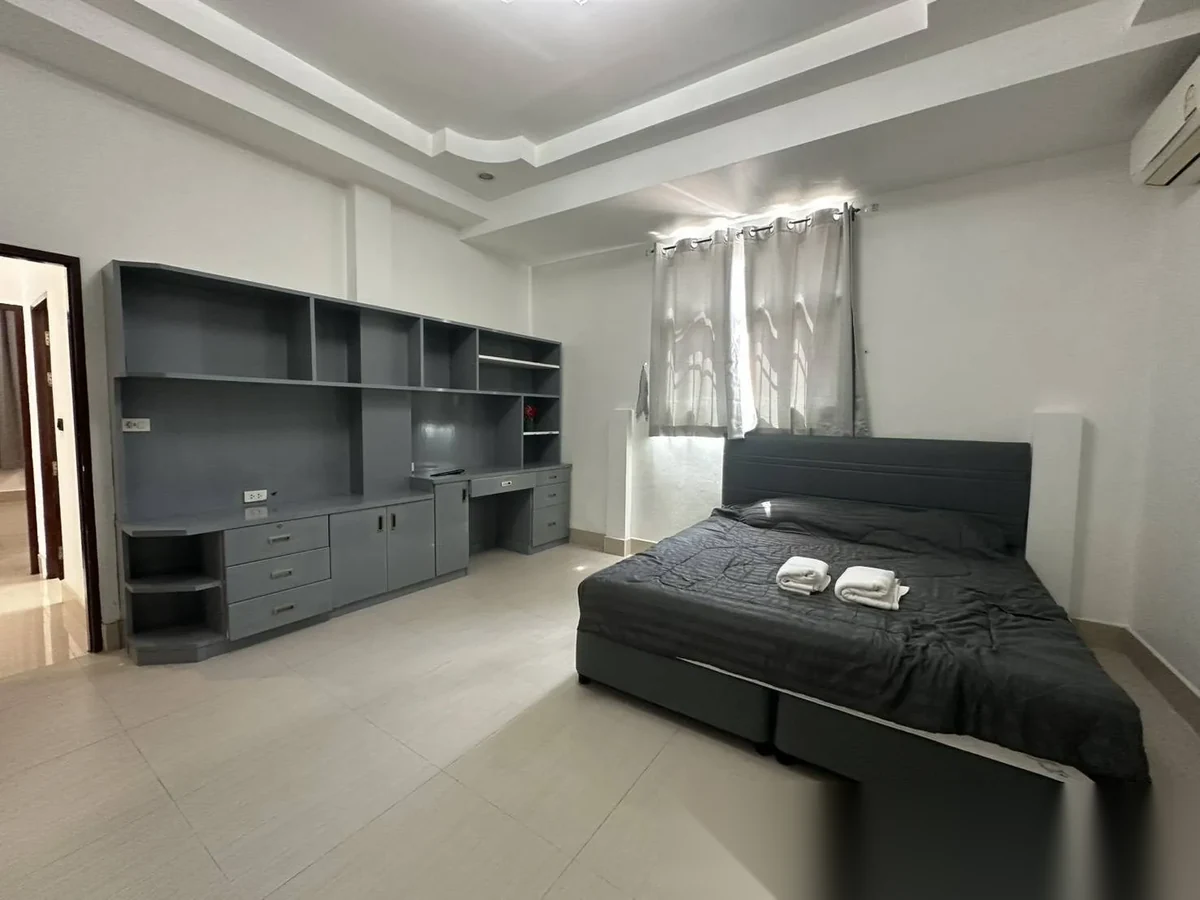 3 Bedroom Villa for sale at The Valley Kathu complex · Kathu · Pool View — photo 11