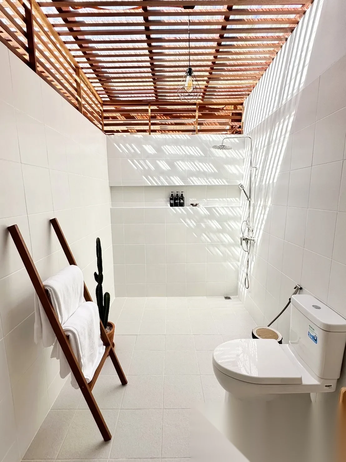 3 Bedroom Villa for sale · Pool View — photo 7