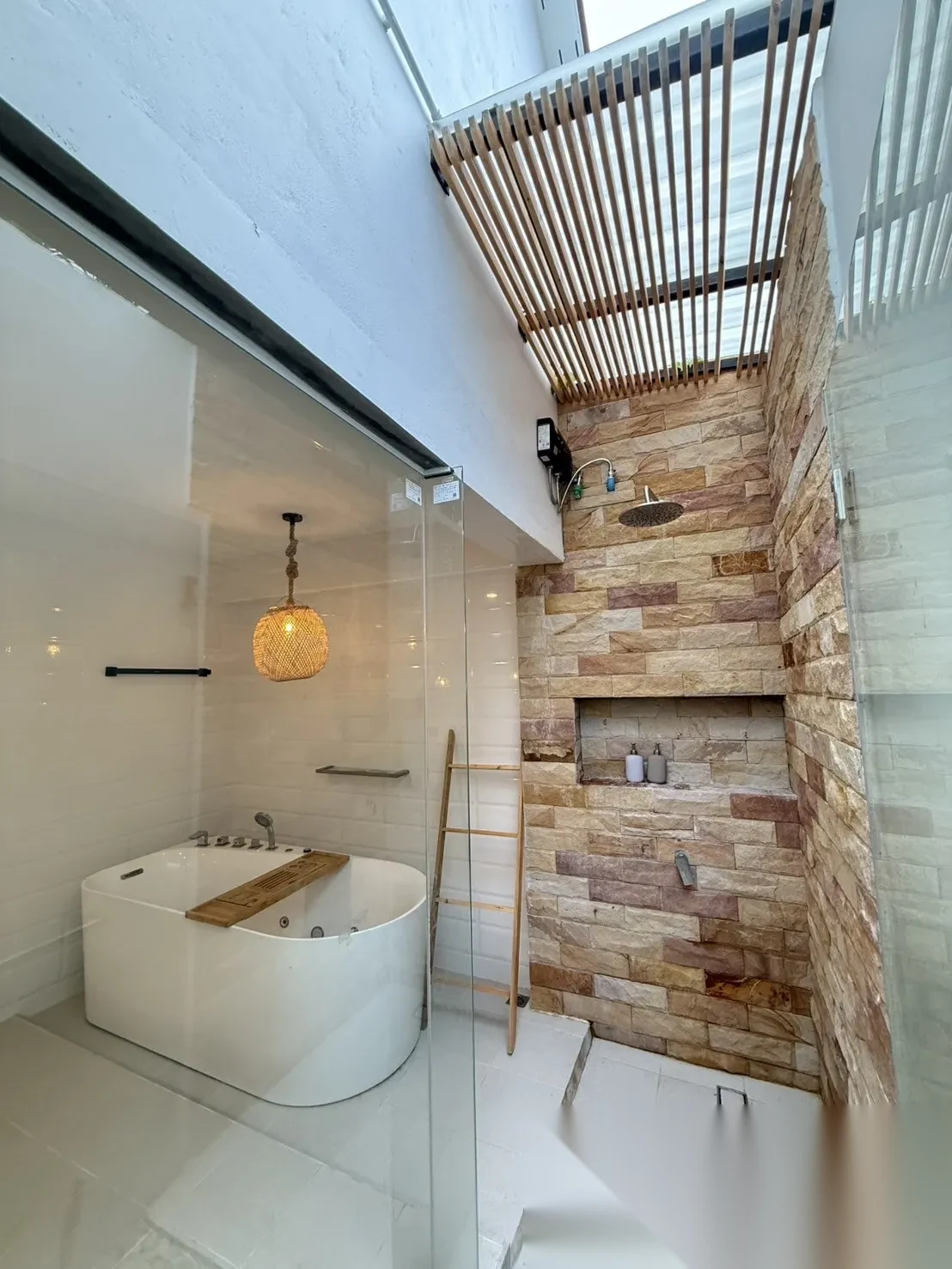 3 Bedroom Villa for sale · Pool View — photo 15