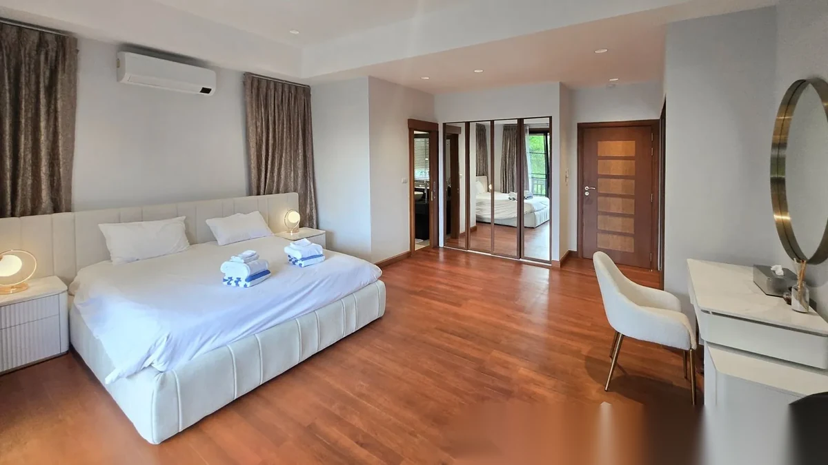 5 Bedroom Villa for sale at Laguna Village Residences Phase 2 complex · Choeng Thale · Lake View — photo 17