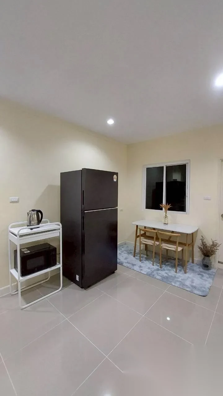 4 Bedroom Townhouse for rent at I Leaf Town 2 Monument complex · Si Sunthon — photo 11