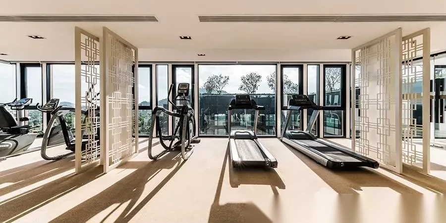 Апартаменты 1BR в ЖК The Base Height · Пхукет-таун · Вид на бассейн — фото 10