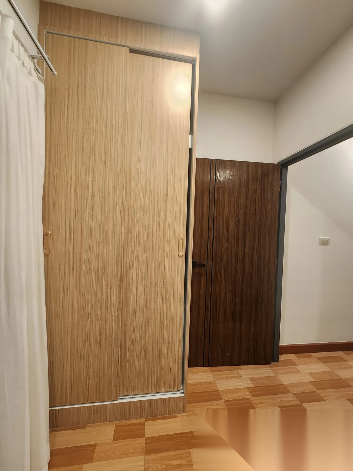 Вилла 3BR в комплексе 3-Bedroom Private Pool Villa Chalong · Чалонг · Вид на озеро — фото 3