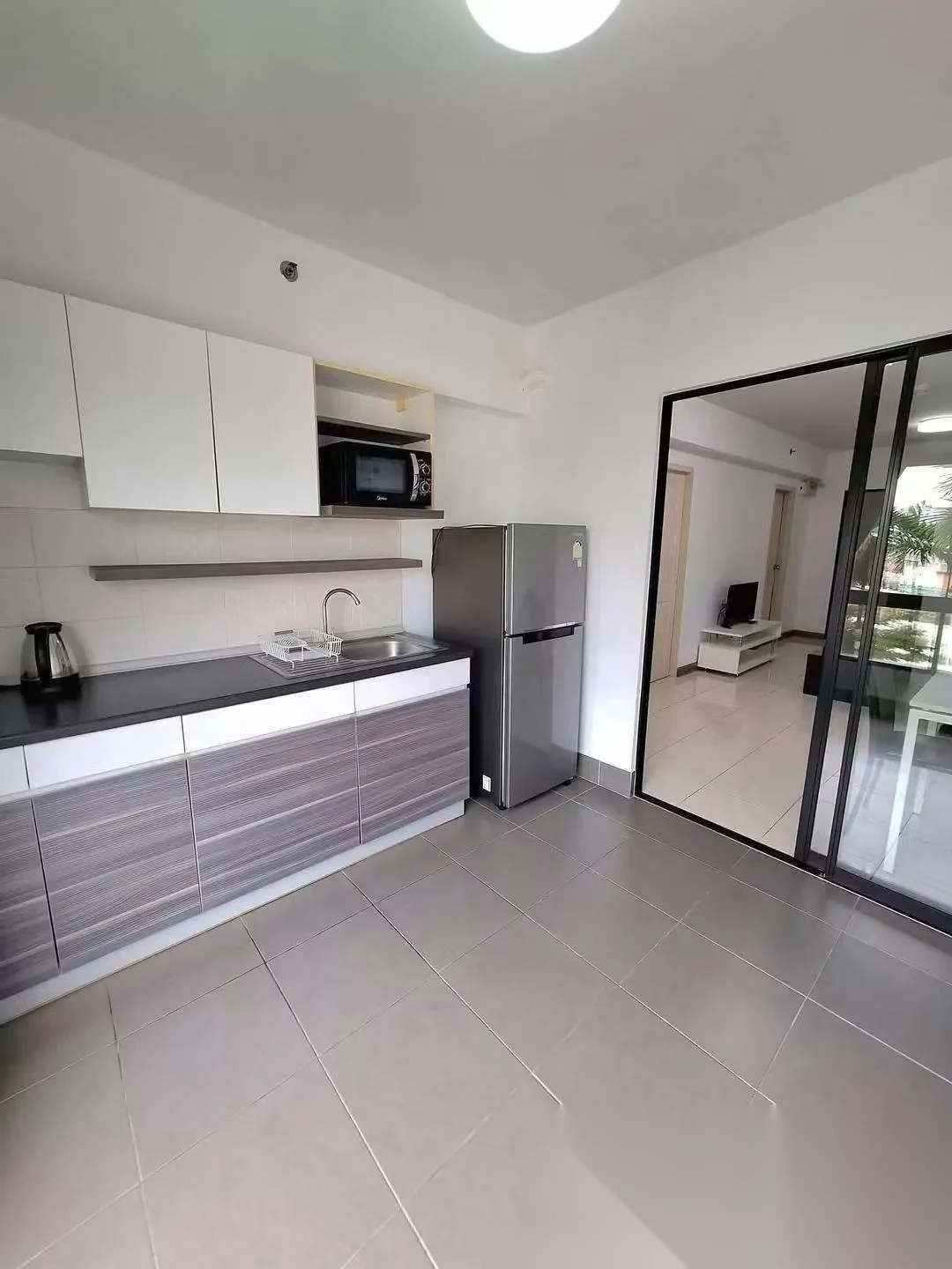 Апартаменты 1BR в ЖК Supalai Vista Phuket · Пхукет-таун · Выход к бассейну — фото 8