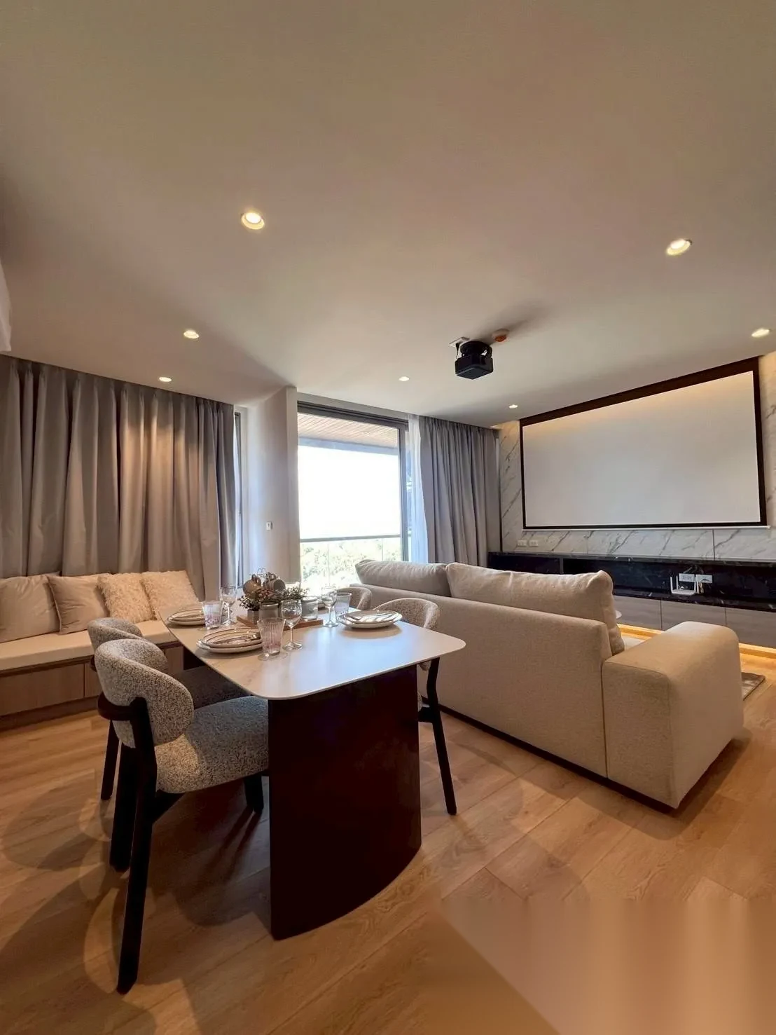 Апартаменты 2BR в ЖК CHARDONNAY NAIHARN · Раваи · Вид в сад — фото 8