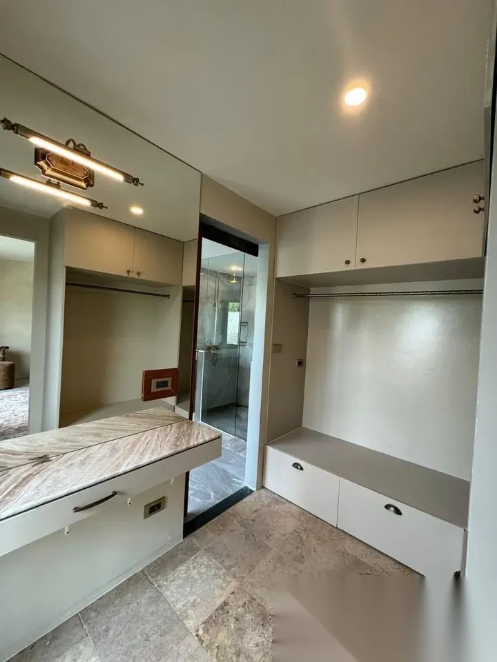 Вилла 4BR в комплексе Stylish Resort-Style Villa for Long-Term Rent in Chalong, · Чалонг · Вид на бассейн — фото 6