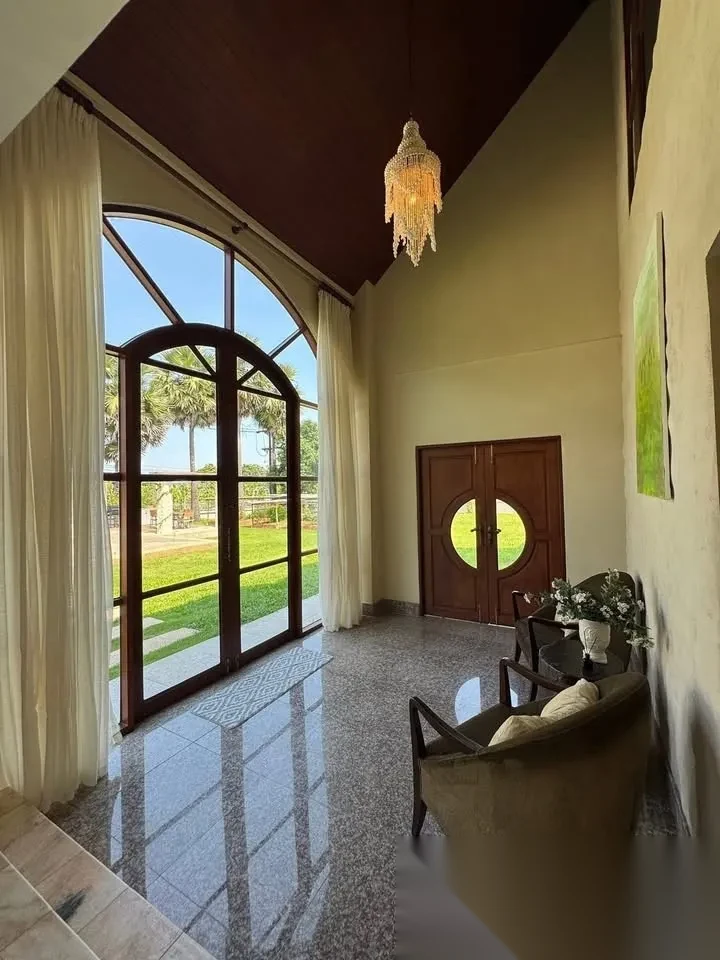 7 Bedroom Villa for sale · Pool View — photo 11
