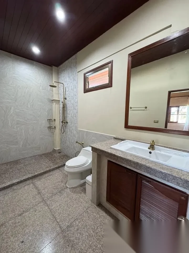 7 Bedroom Villa for sale · Pool View — photo 20