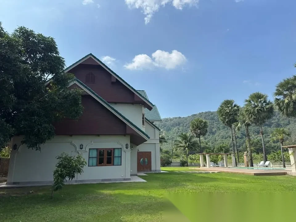 7 Bedroom Villa for sale · Pool View — photo 25