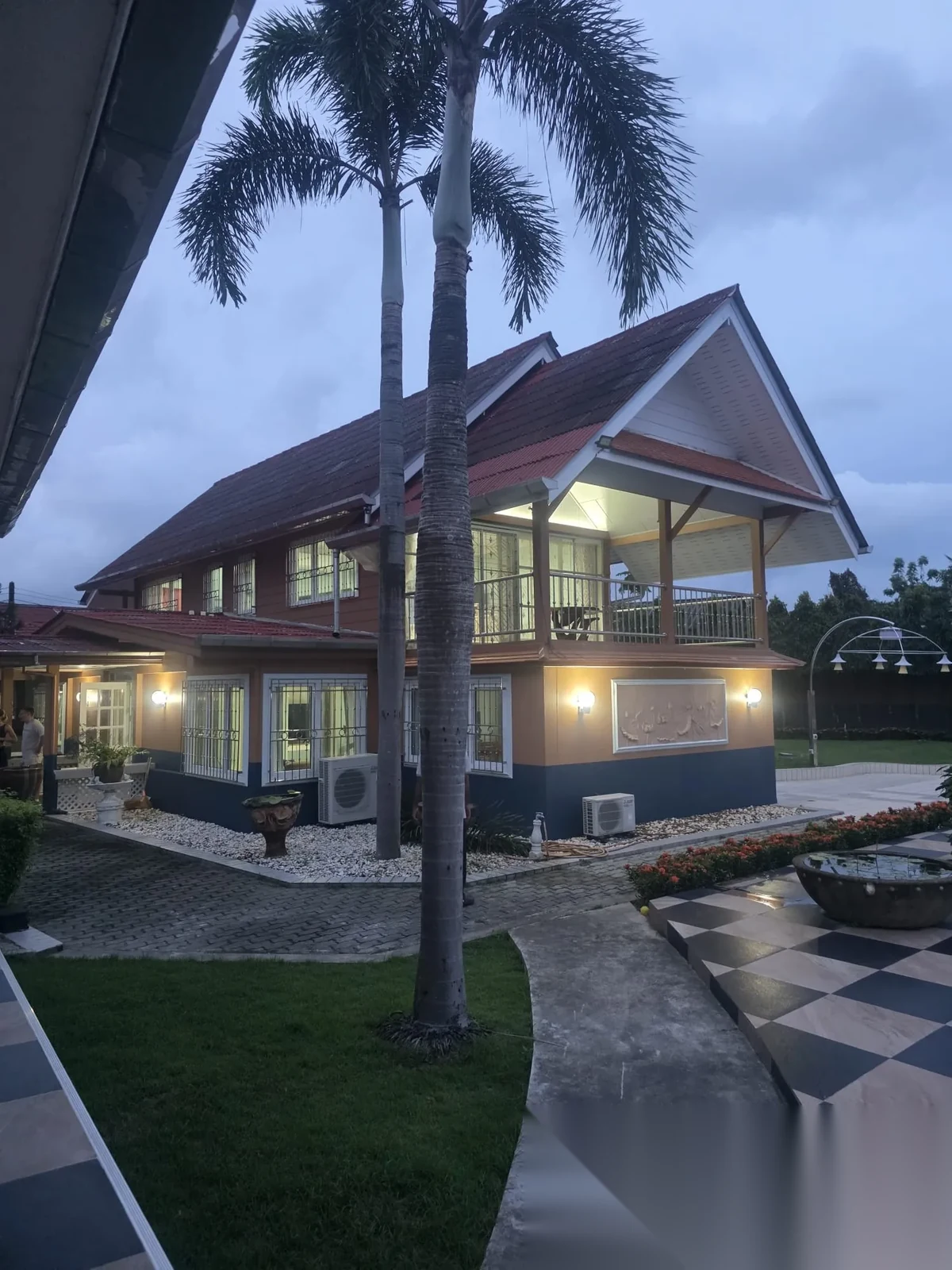 Дом 3BR в комплексе Big single house shared pool near BCIS · Чалонг · Выход к бассейну — фото 2