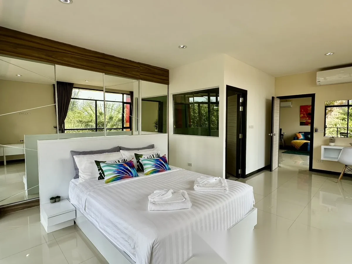 Апартаменты 2BR в ЖК Nai Harn Beach Condominium · Раваи · Вид на море — фото 10