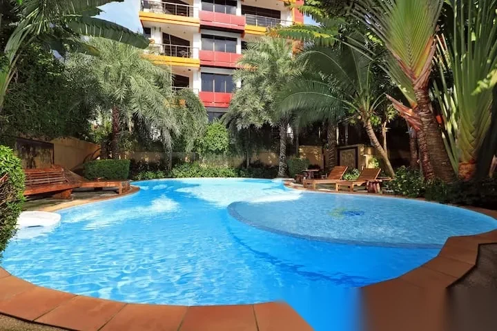1 Bedroom Apartment for sale at Nai Harn Beach Condominium complex · Rawai · Sea View — photo 6