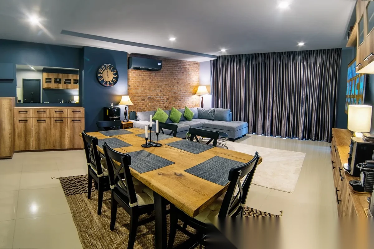 2 Bedroom Apartment for sale at Nai Harn Beach Condominium complex · Rawai · Pool Access — photo 4