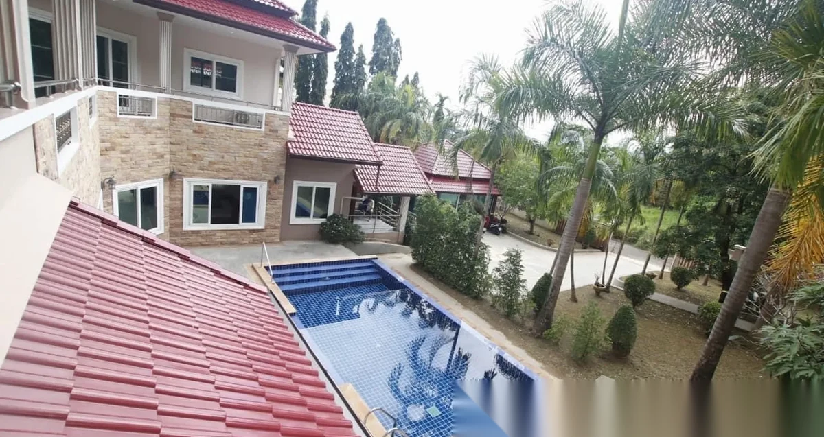 7 Bedroom Villa for sale · Sea View