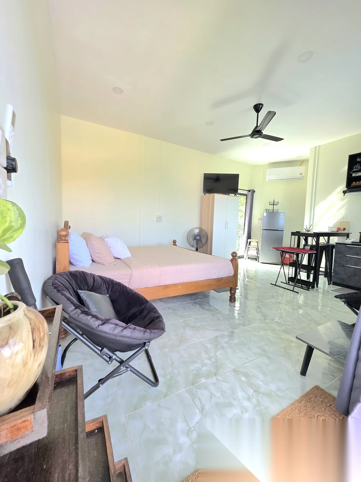 Дом студия в комплексе Patong Ocean View Studio · Патонг · Вид на море — фото 3