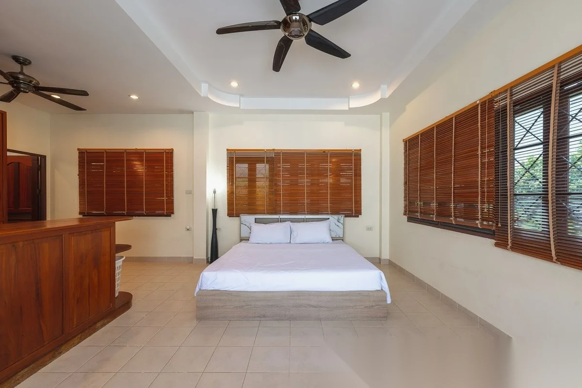 5 Bedroom Villa for sale — photo 8
