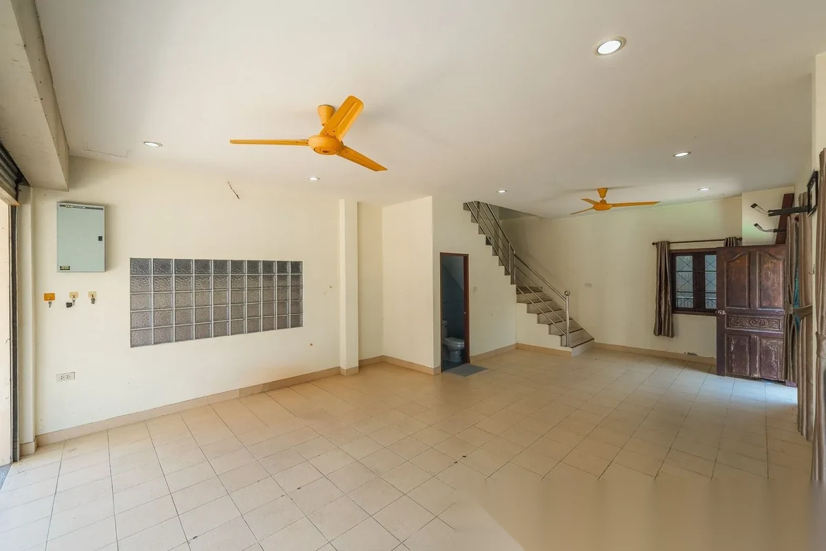 5 Bedroom Villa for sale — photo 11