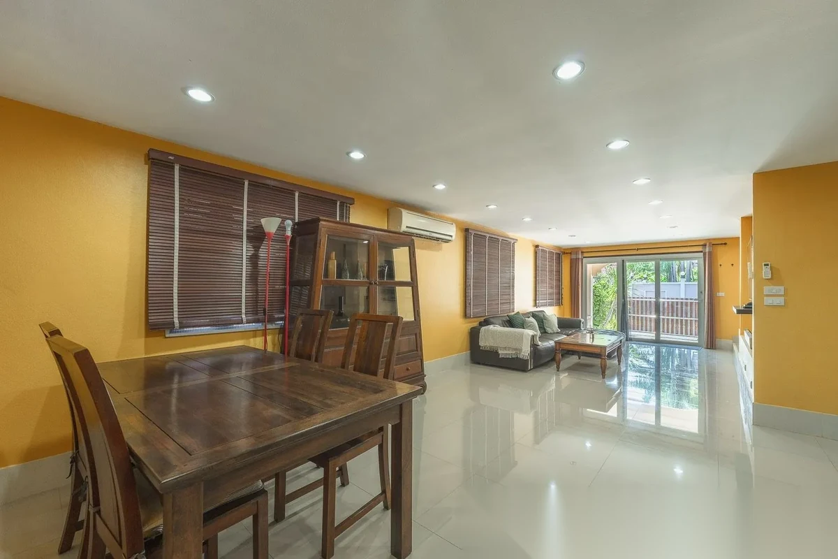 5 Bedroom Villa for sale — photo 19