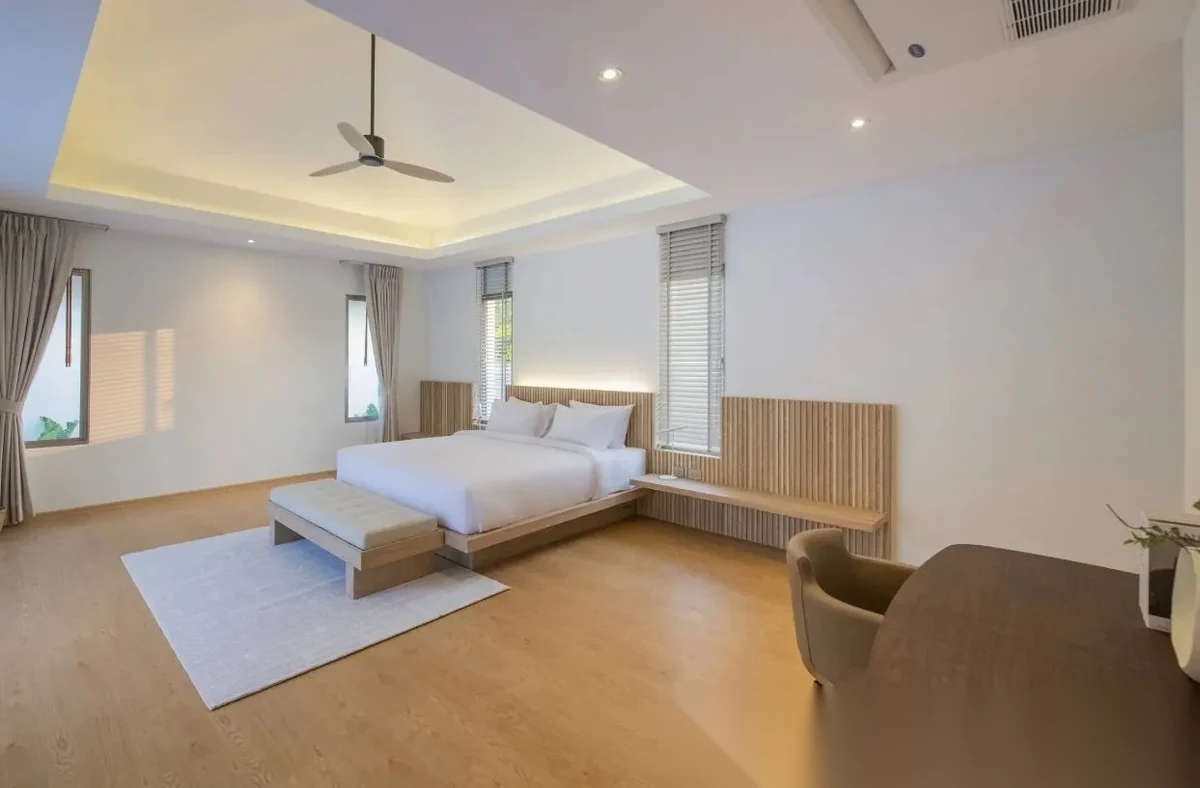 Вилла 3BR в комплексе The Gardens by Vichara · Чернг Тале / Bang Tao · Вид на бассейн — фото 8