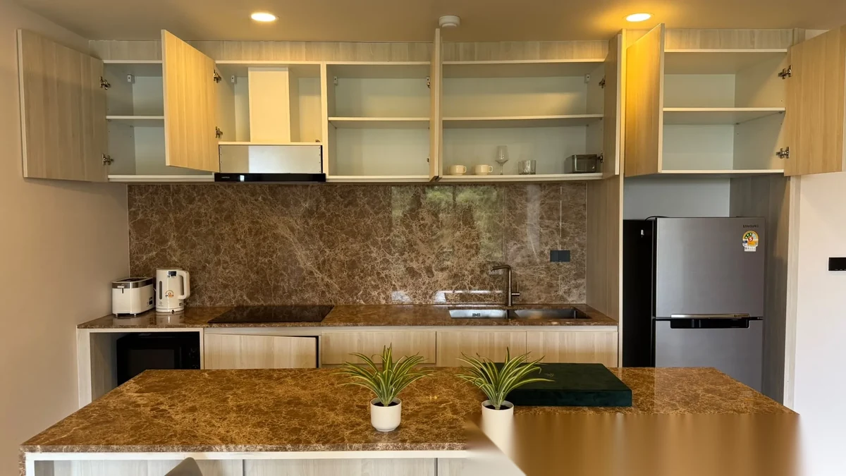 2 Bedroom Apartment for sale at The Ozone Condominium complex · Choeng Thale · Pool Access — photo 12