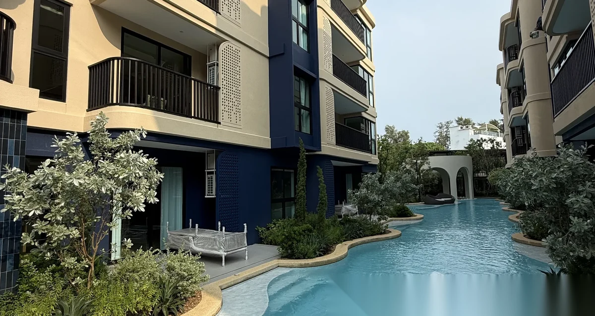 Апартаменты 2BR в ЖК The Title Cielo Rawai · Раваи · Вид на бассейн