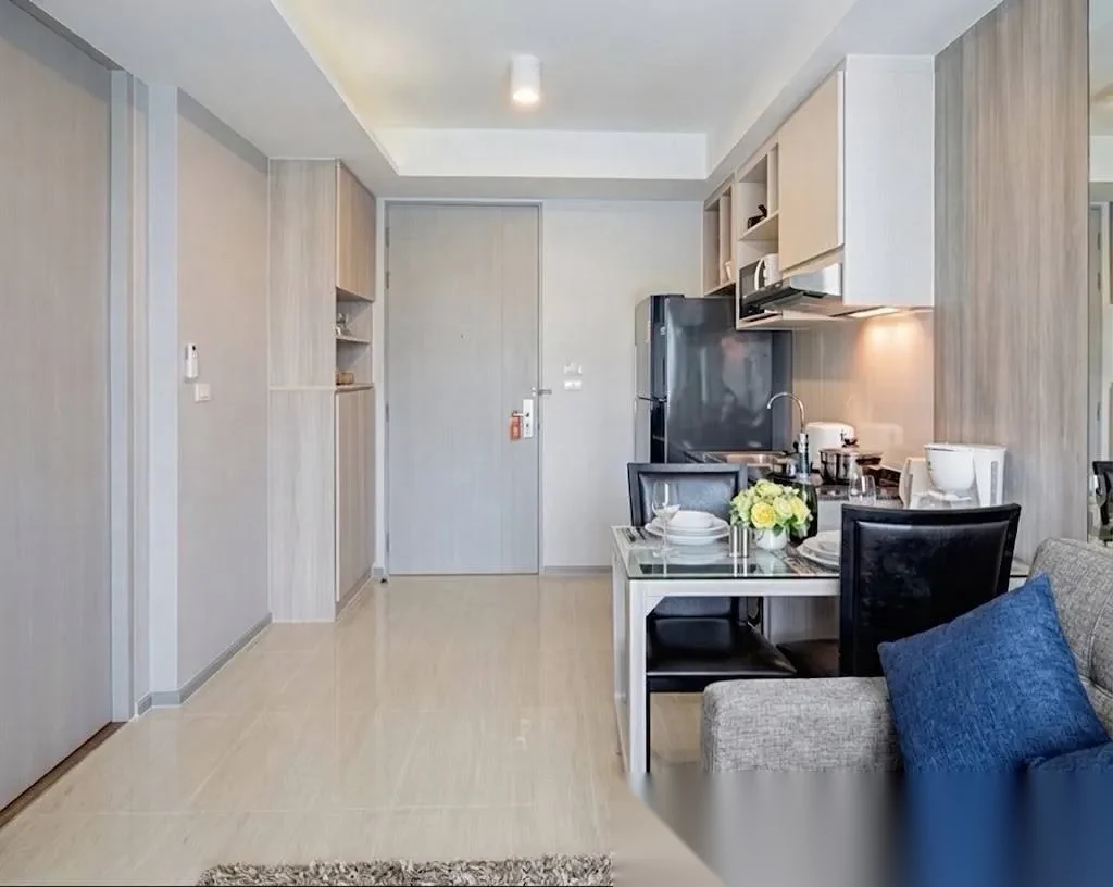 Апартаменты 1BR в ЖК 6th Avenue Surin · Чернг Тале / Bang Tao · Выход к бассейну — фото 3