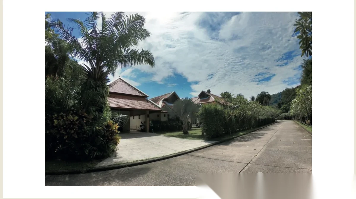 7 Bedroom Villa for sale at Nai Harn Baan Bua complex · Rawai · Pool View — photo 4