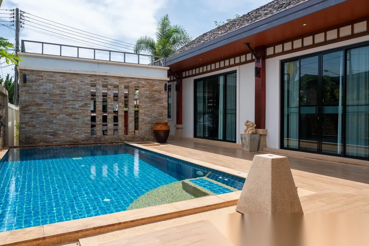 Вилла 3BR в комплексе Rawai VIP Villas & Kids Park · Раваи · Вид на бассейн — фото 36
