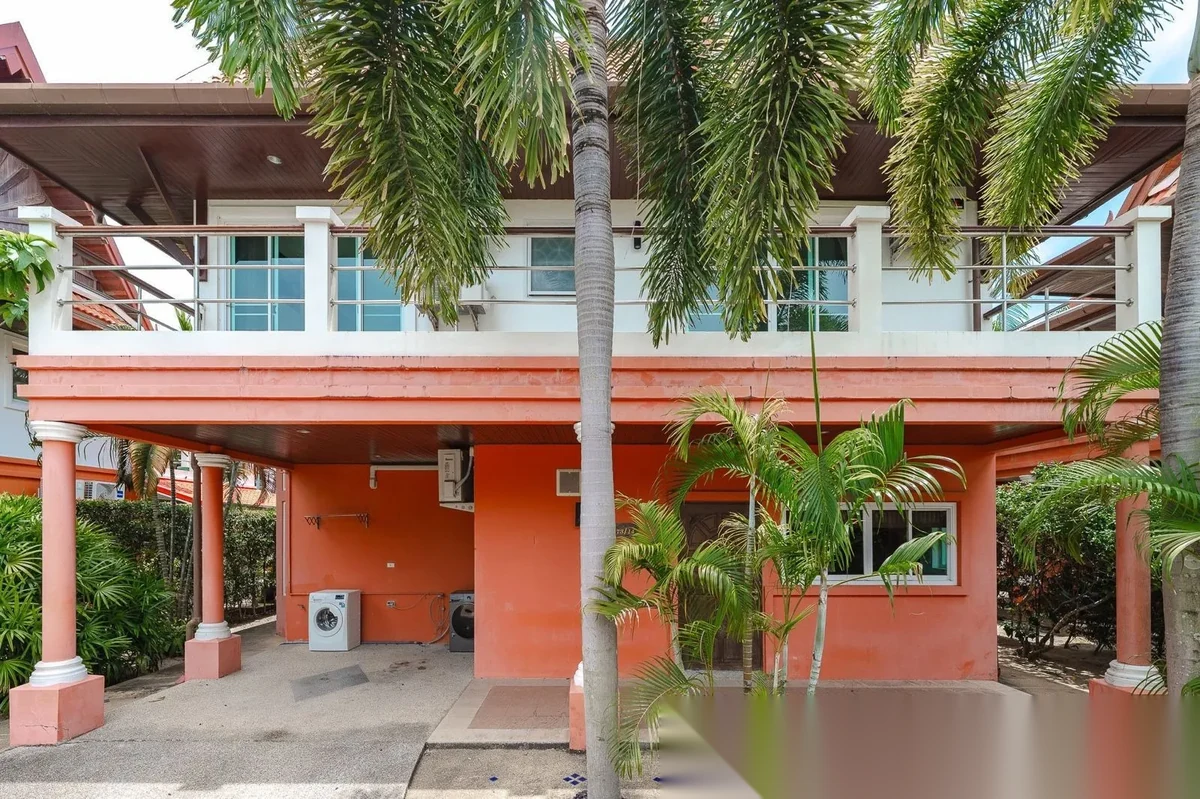 3 Bedroom Villa for sale at Samakee Village complex · Rawai · Pool Access — photo 4