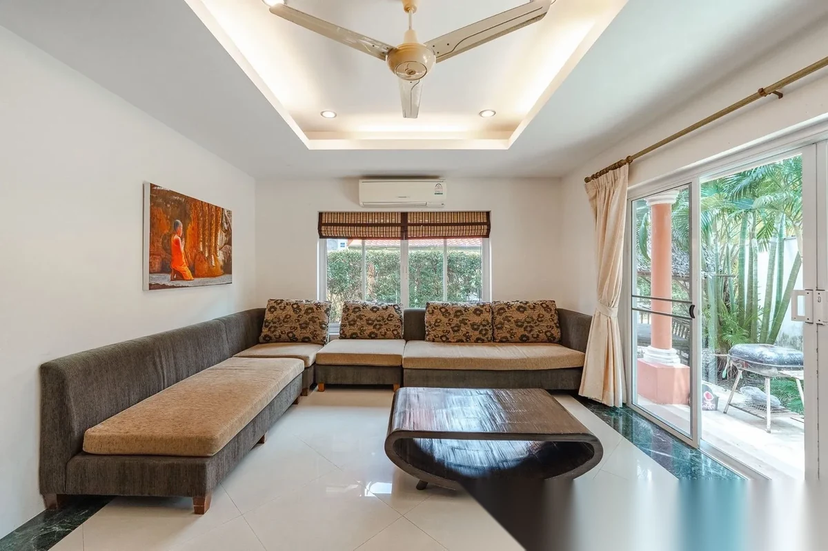 3 Bedroom Villa for sale at Samakee Village complex · Rawai · Pool Access — photo 14