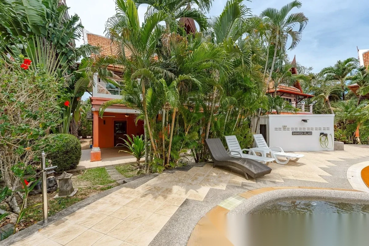 3 Bedroom Villa for sale at Samakee Village complex · Rawai · Pool Access — photo 31