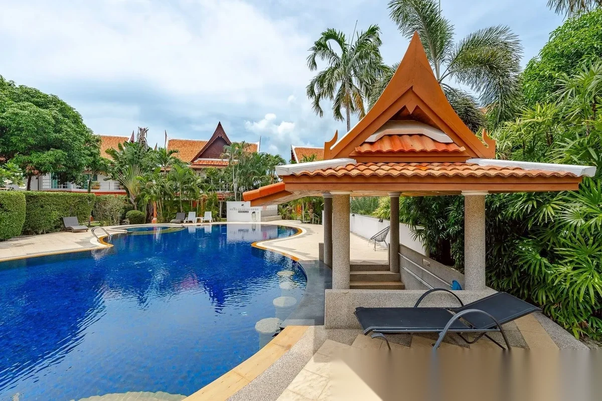 3 Bedroom Villa for sale at Samakee Village complex · Rawai · Pool Access — photo 33