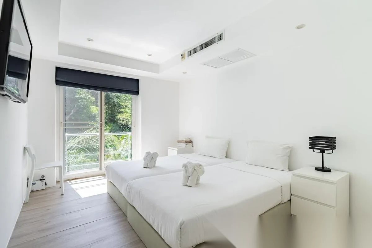 2 Bedroom Apartment for sale at Kata Ocean View complex · Karon · Sea View — photo 24