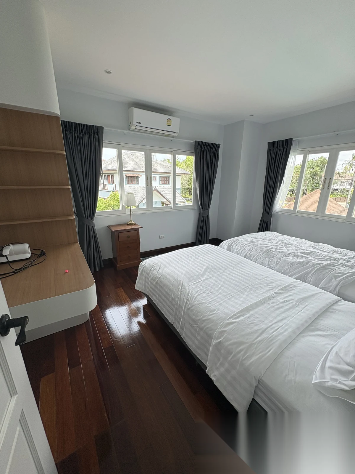 4 Bedroom House for sale at Sinsuk Thanee Village complex · Si Sunthon · Pool Access — photo 5