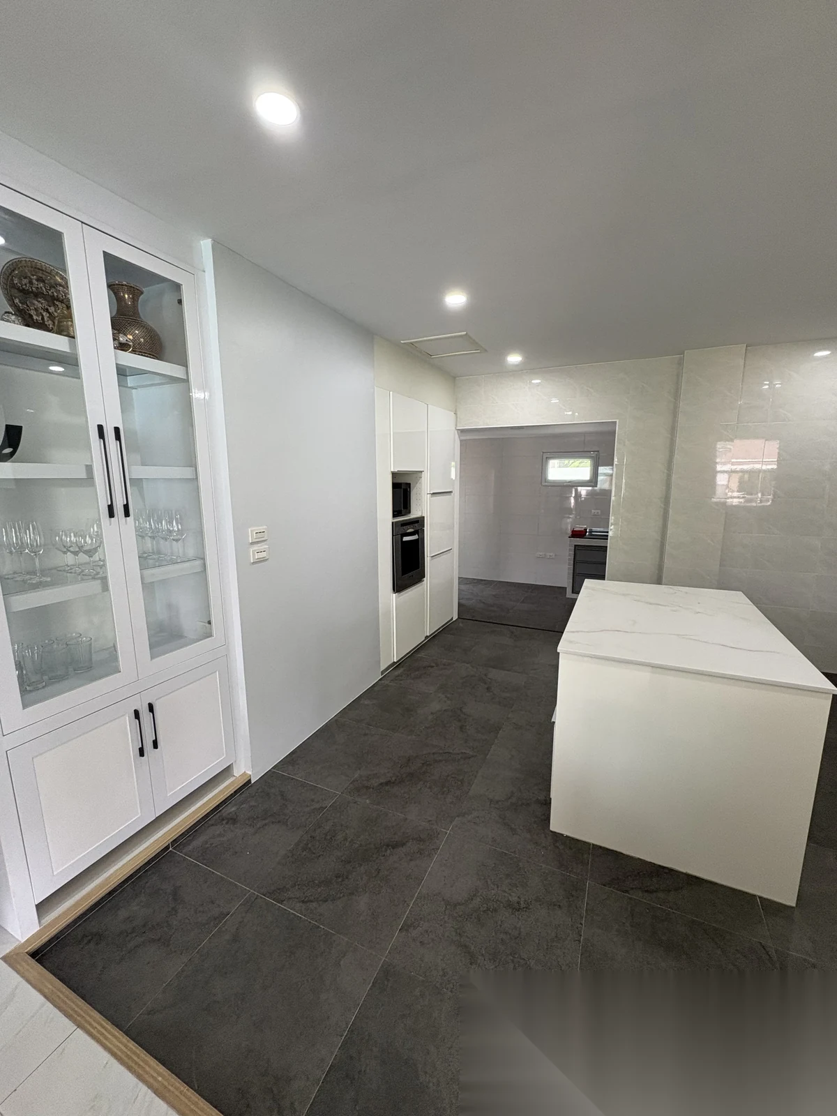 4 Bedroom House for sale at Sinsuk Thanee Village complex · Si Sunthon · Pool Access — photo 19