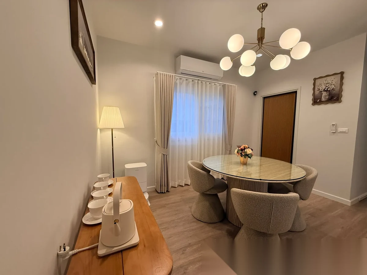 Дом 4BR в комплексе Saransiri Koh Keaw Retreat · Ко Каео · Вид в сад — фото 8