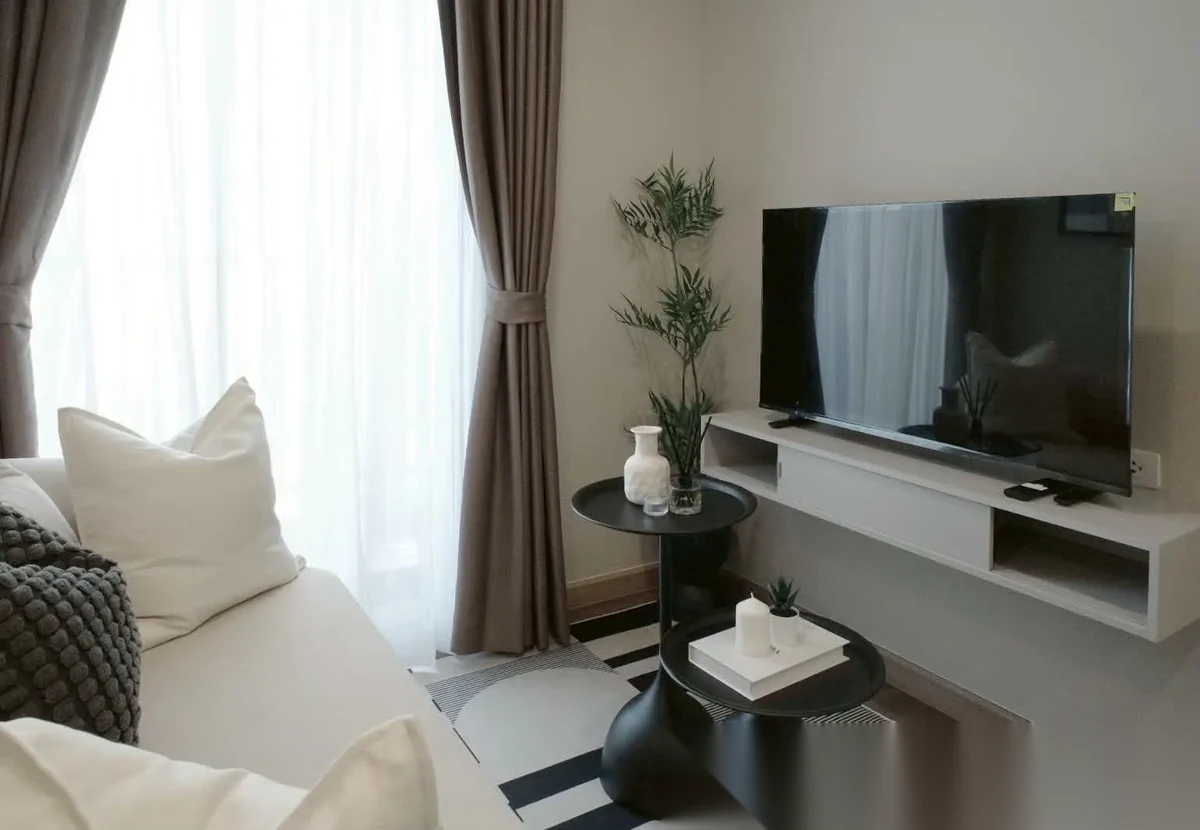 1 Bedroom Apartment for sale at Zcape I complex · Choeng Thale · Pool View — photo 6