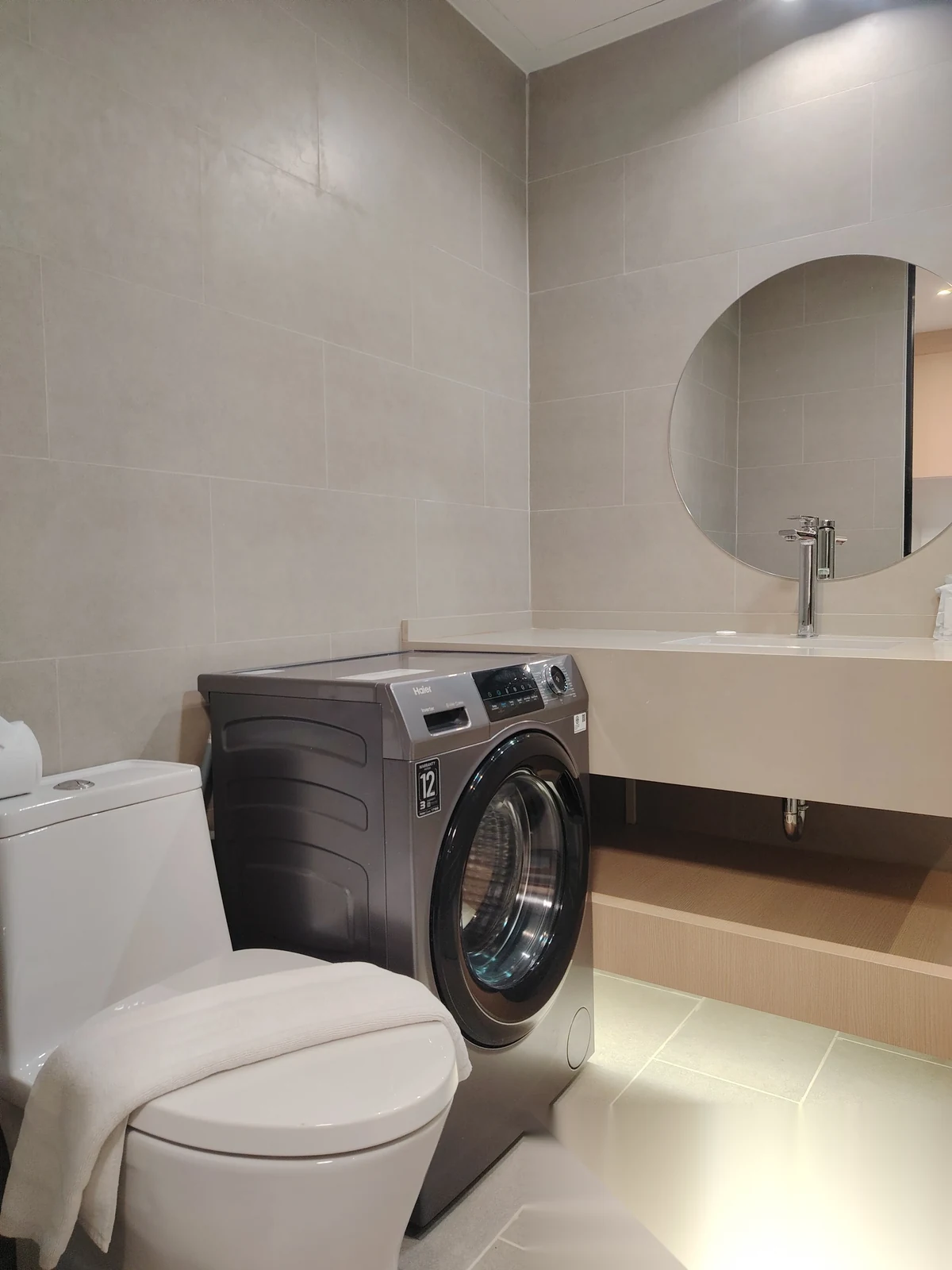 Studio Apartment for sale at Utopia Dream Max complex · Rawai · Pool View — photo 18