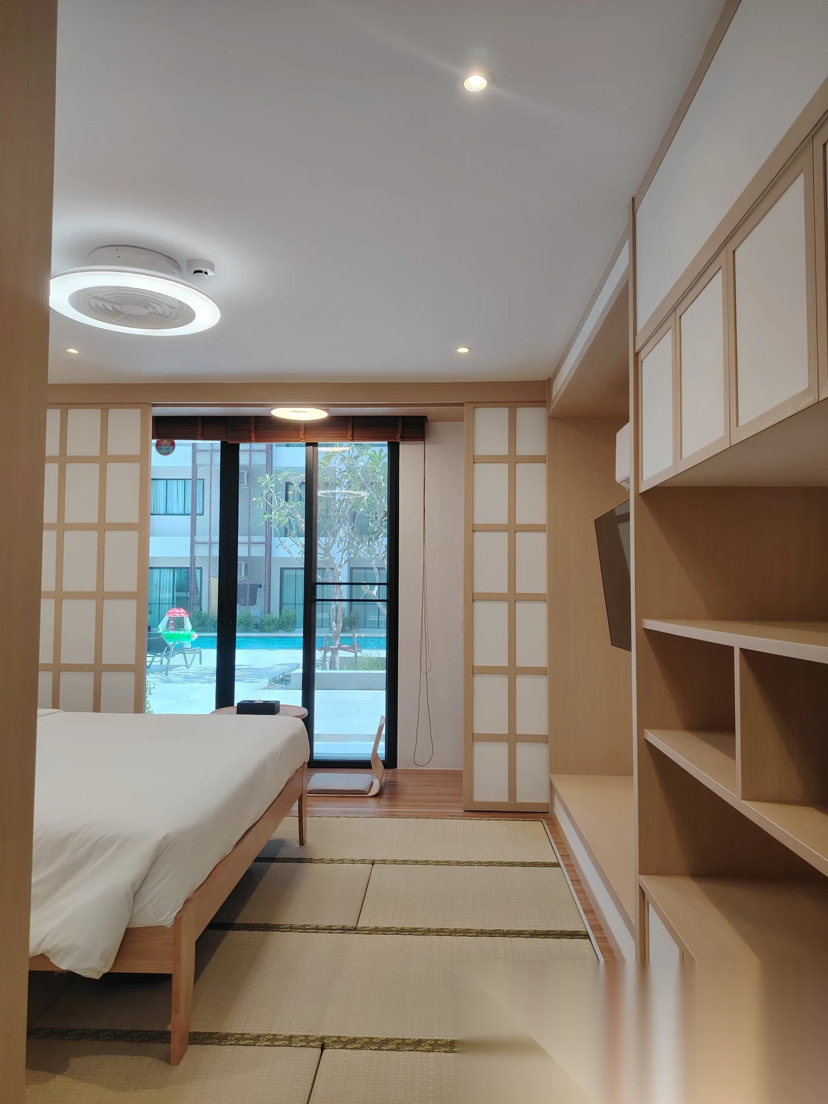 Studio Apartment for sale at Utopia Dream Max complex · Rawai · Pool View — photo 14
