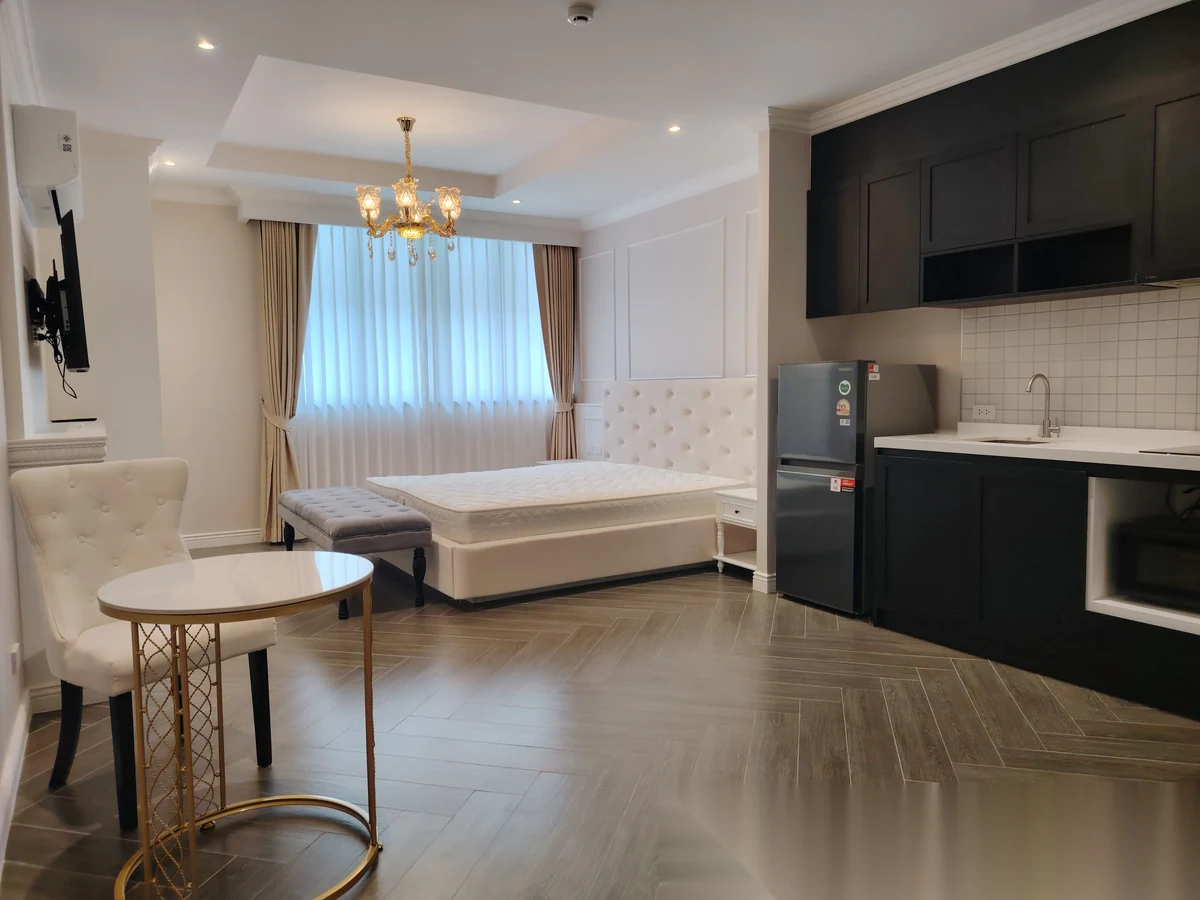 Studio Apartment for sale at Utopia Dream Max complex · Rawai · Pool View — photo 11