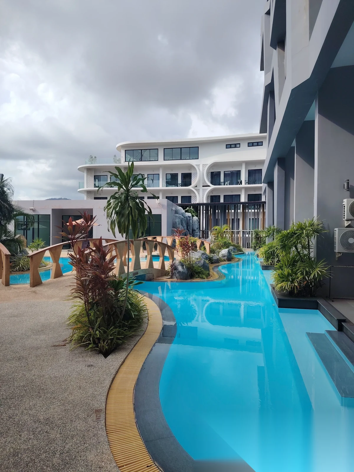 Studio Apartment for sale at Utopia Dream Max complex · Rawai · Pool View — photo 21