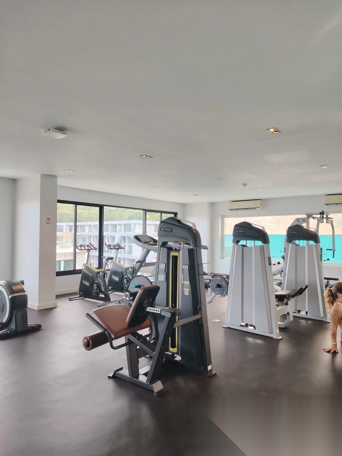 Studio Apartment for sale at Utopia Dream Max complex · Rawai · Pool View — photo 28