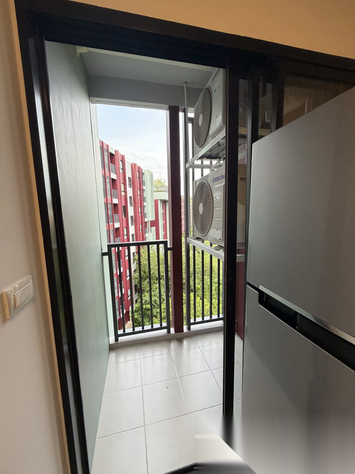 Studio Apartment for rent at THE BASE Bukit complex · Wichit · Pool View — photo 4