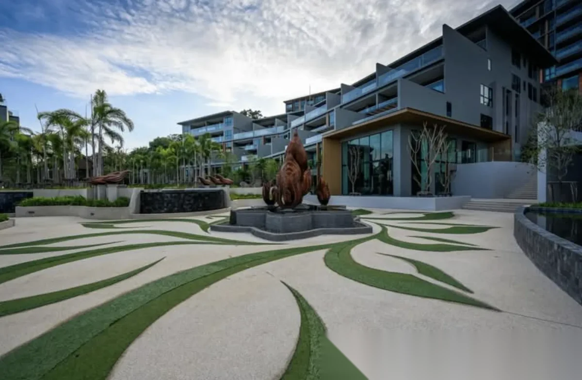 Апартаменты 1BR в ЖК The Panora Phuket by Mida Grande Resort Condominiums · Чернг Тале / Bang Tao · Выход к бассейну — фото 14