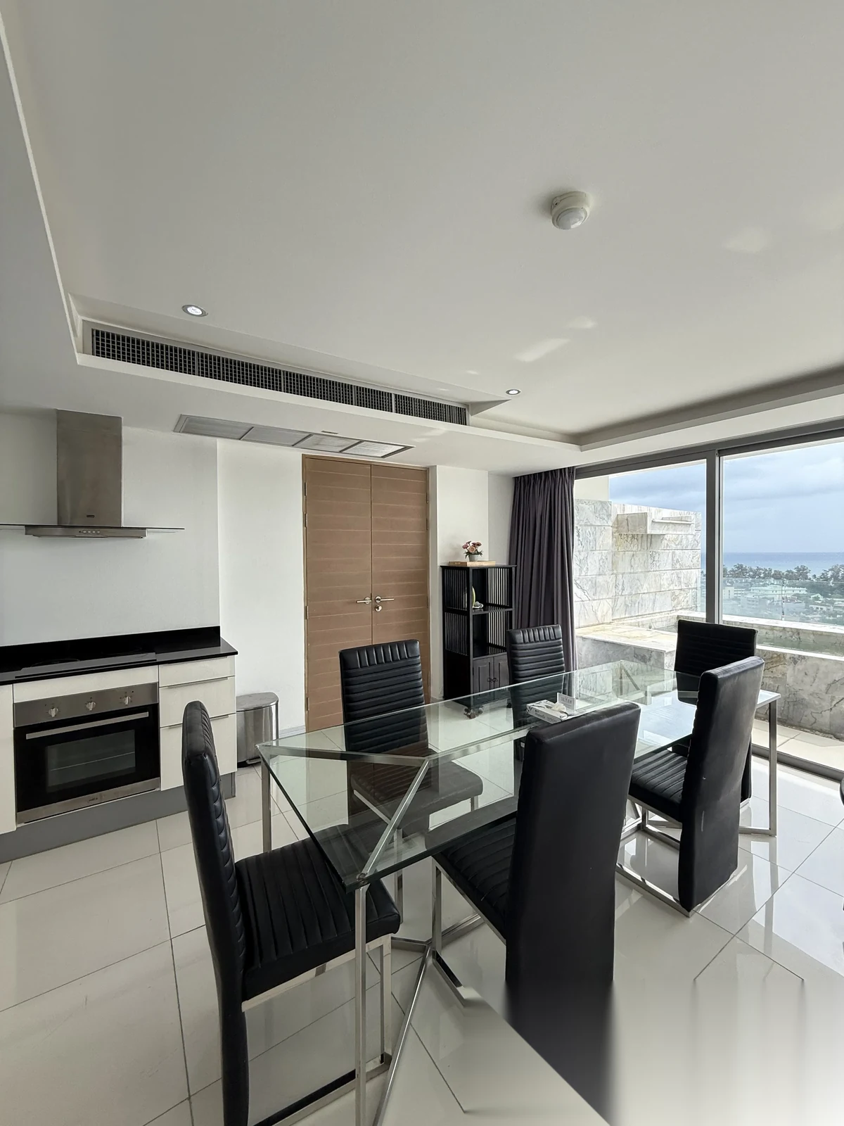 2 Bedroom Apartment for rent at The View Luxury Condominium complex · Karon · Sea View — photo 3