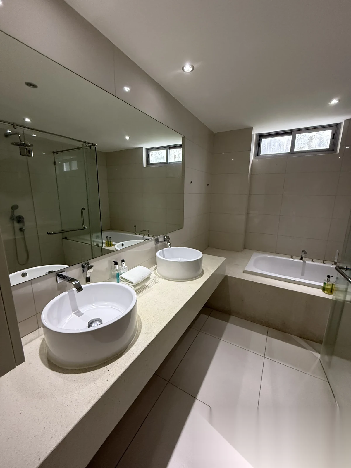 2 Bedroom Apartment for rent at The View Luxury Condominium complex · Karon · Sea View — photo 11