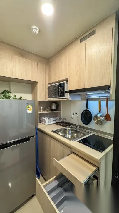 Апартаменты 1BR в ЖК The Origin Kathu-Patong · Кату · Вид на бассейн — фото 2