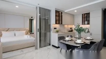 Апартаменты 2BR в ЖК Andaman Riviera · Чернг Тале / Bang Tao · Вид на бассейн — фото 3
