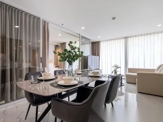 Апартаменты 2BR в ЖК Andaman Riviera · Чернг Тале / Bang Tao · Вид на бассейн — фото 15